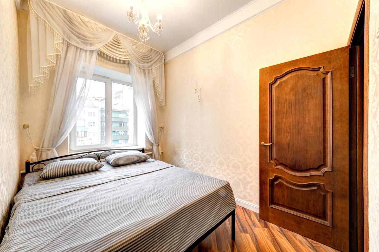 Apartments With 3 Rooms Near Palace Ukraine Киев Экстерьер фото