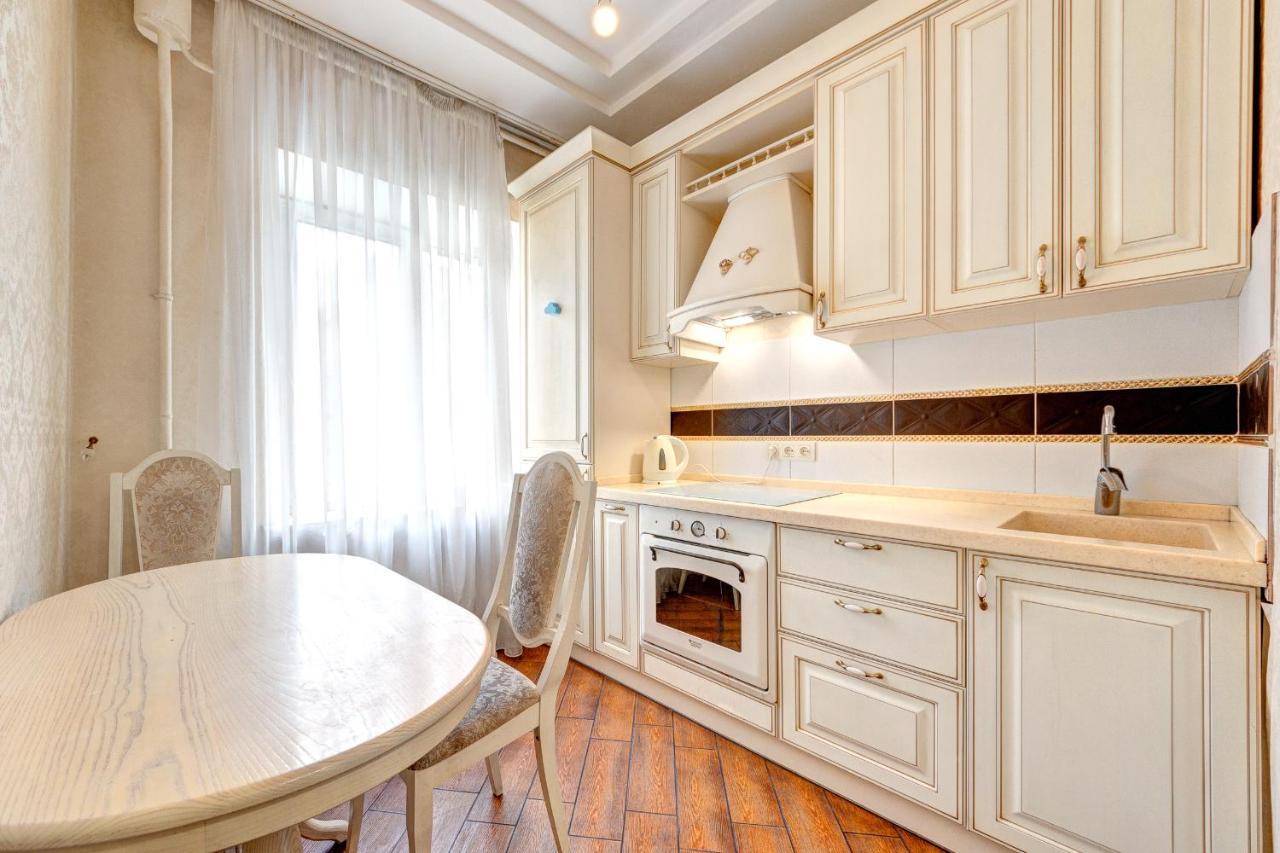 Apartments With 3 Rooms Near Palace Ukraine Киев Экстерьер фото